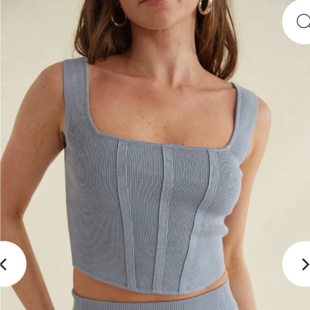 Stylish Gray Ribbed Crop Top